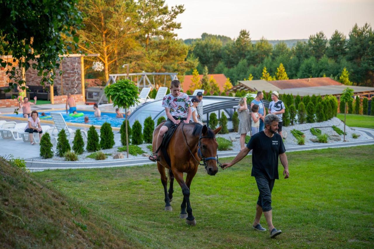 Domki Letniskowe I Pokoje Savana Nad Morzem Jaroslawiec Bagian luar foto